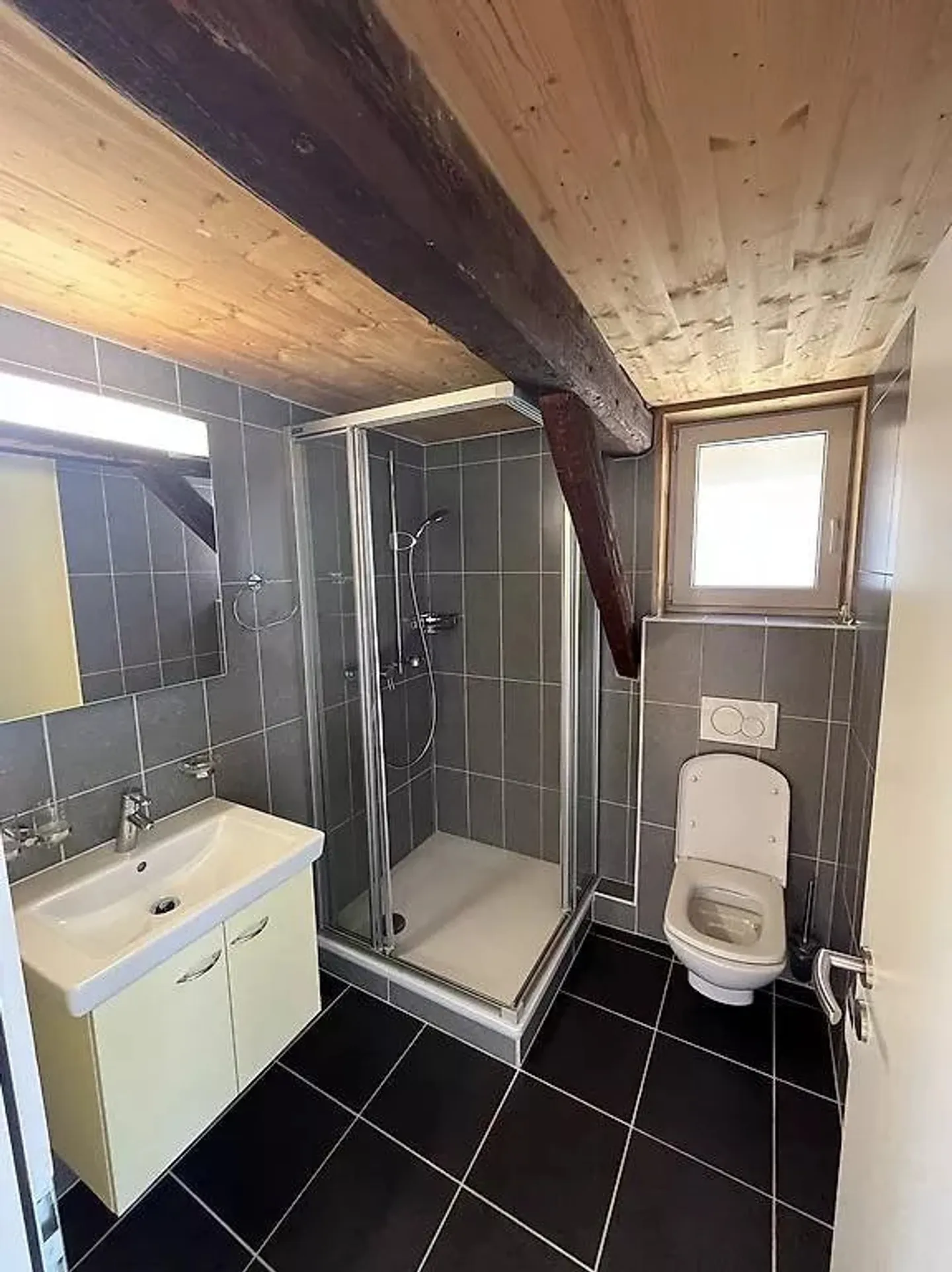 Appartement à louer - Photo 3 sur 5