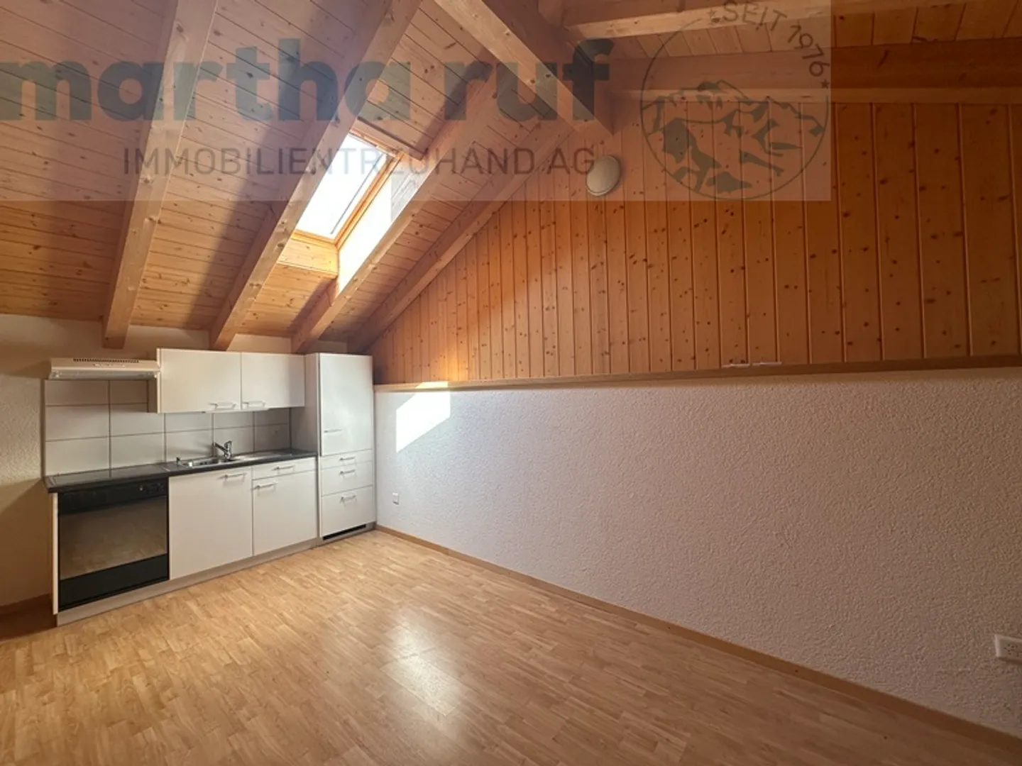 Single house for sale - Photo 3 of 17