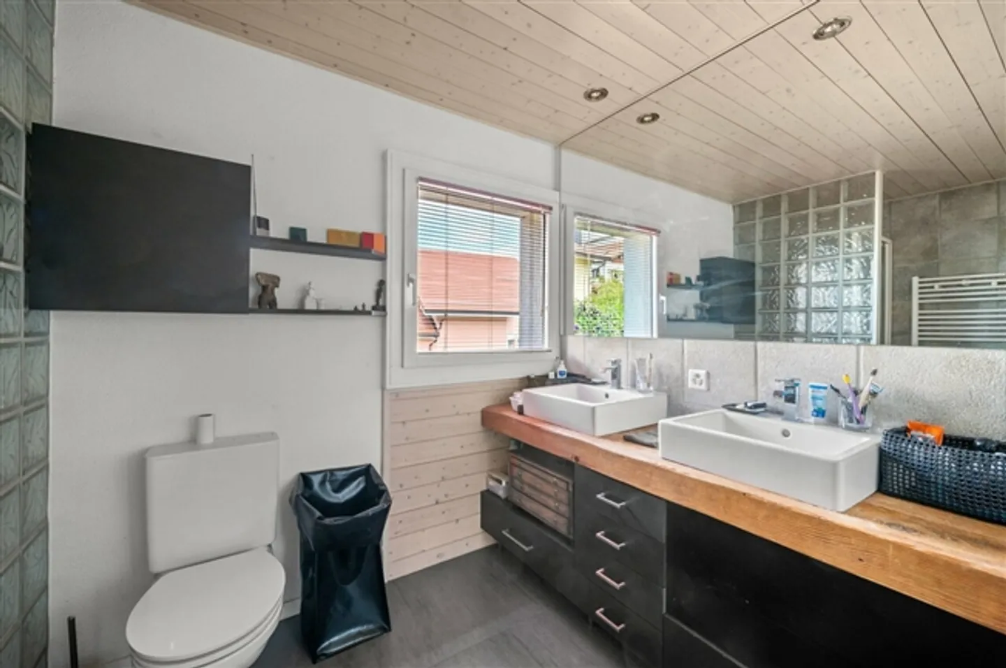 Villa moderne avec vue sur le lac et les Alpes - Photo 14 sur 20