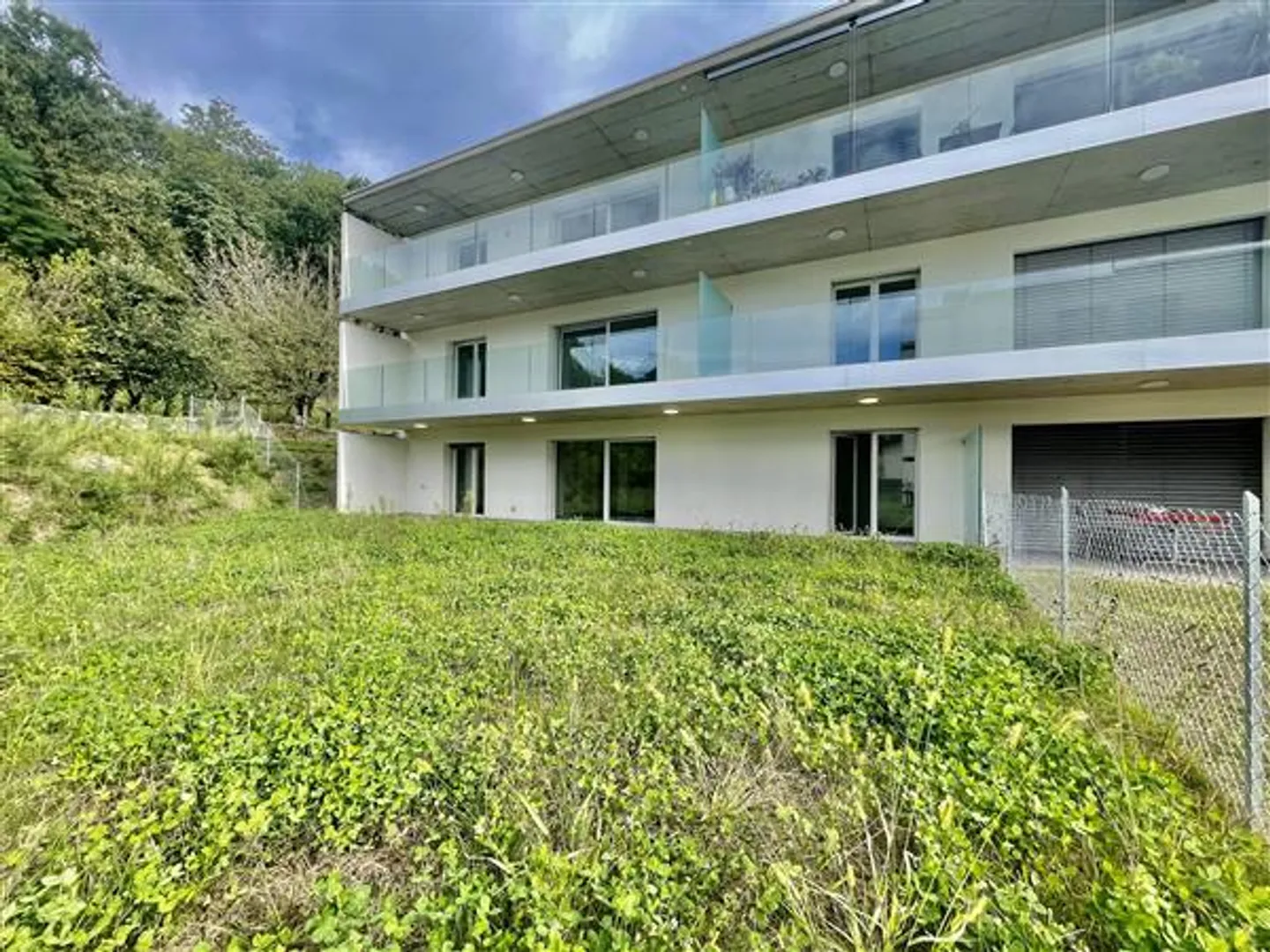 Caslano: 3.5-Room Apartment - Photo 1 of 13