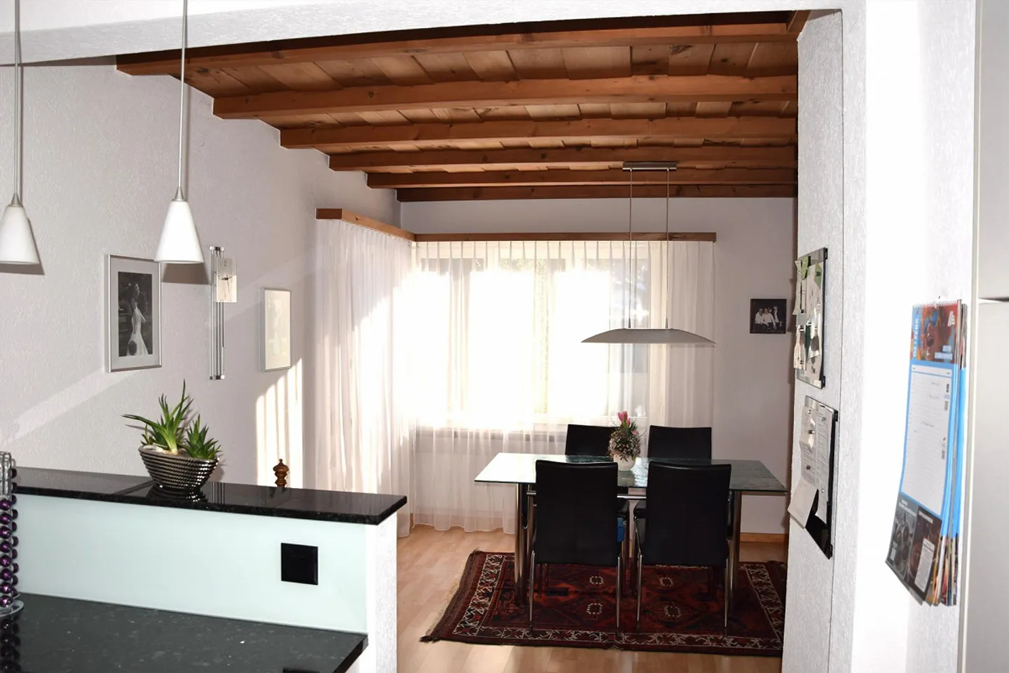 Casa unifamiliare ben tenuta e indipendente con giardino d'inverno - Foto 13 di 18