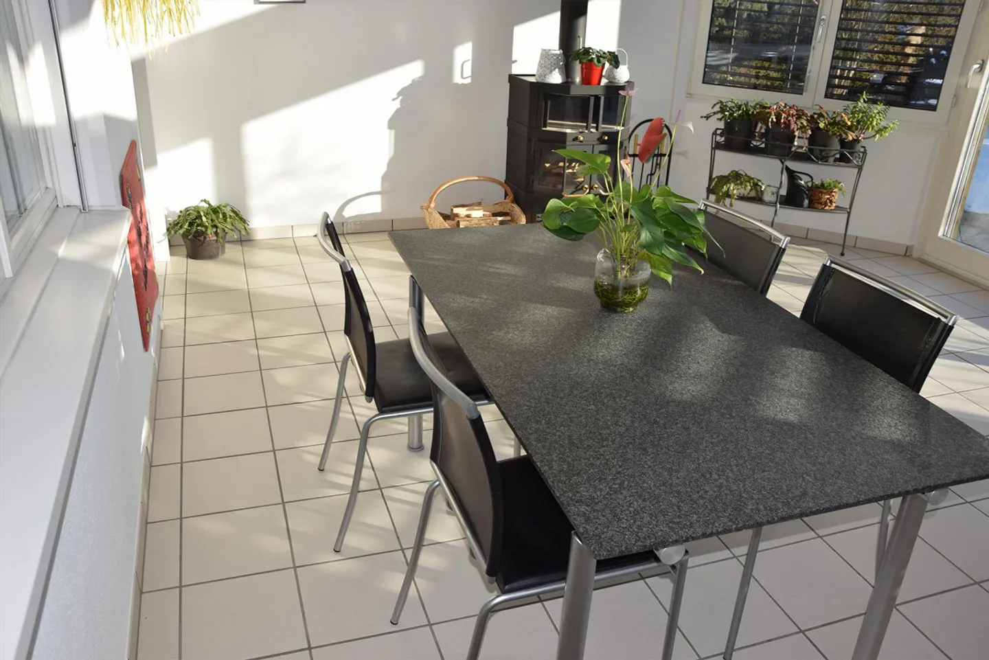 Casa unifamiliare ben tenuta e indipendente con giardino d'inverno - Foto 16 di 18