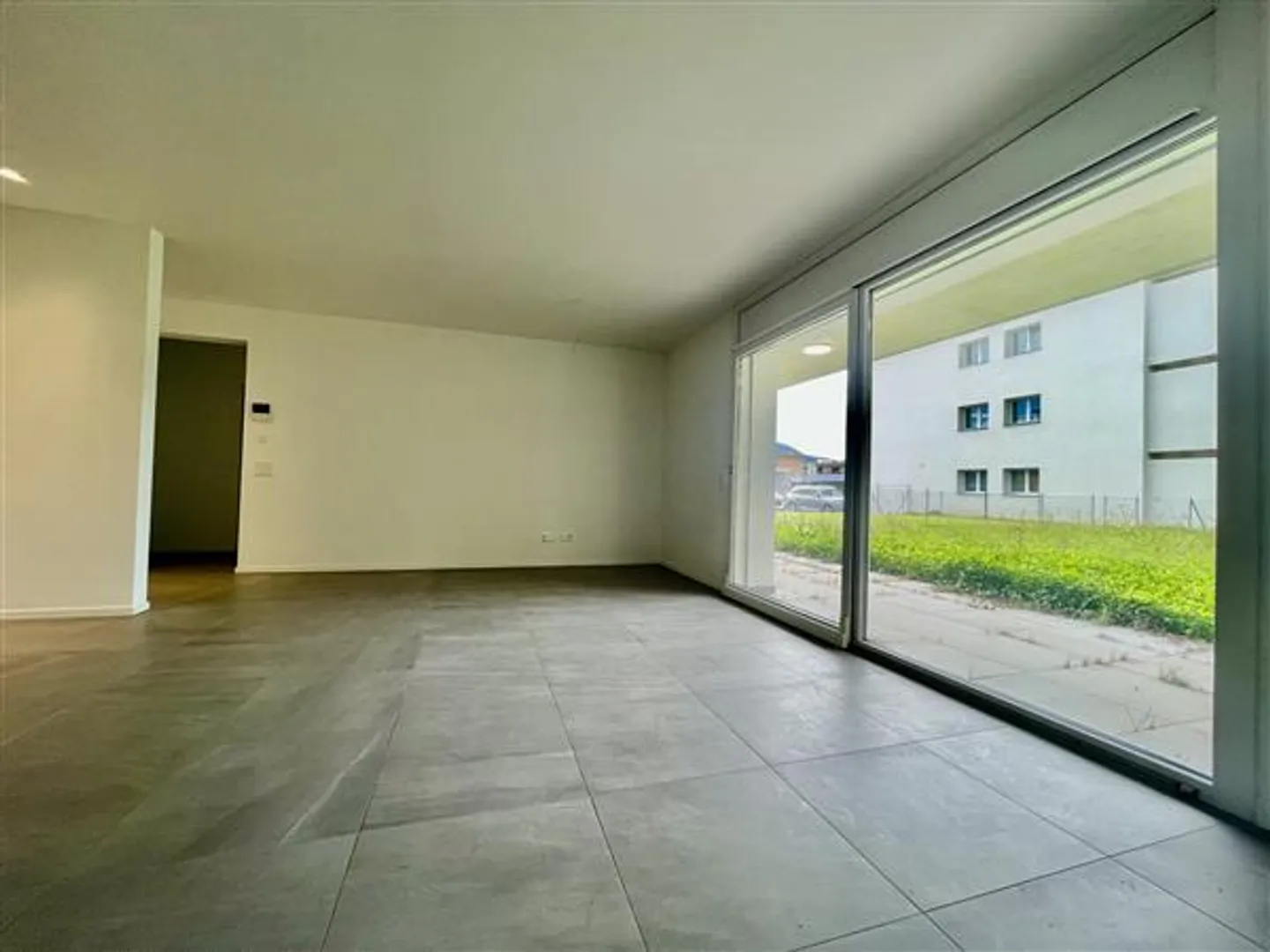 Caslano: 3.5-Room Apartment - Photo 11 of 13