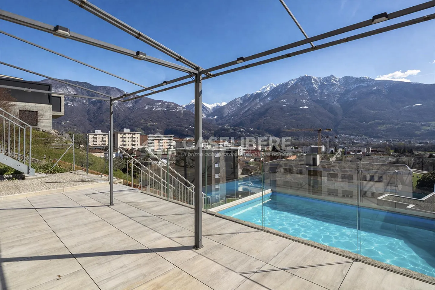 VILLA WITH SWIMMING POOL OF 5.5 ROOMS IN SEMENTINA - Photo 3 of 27