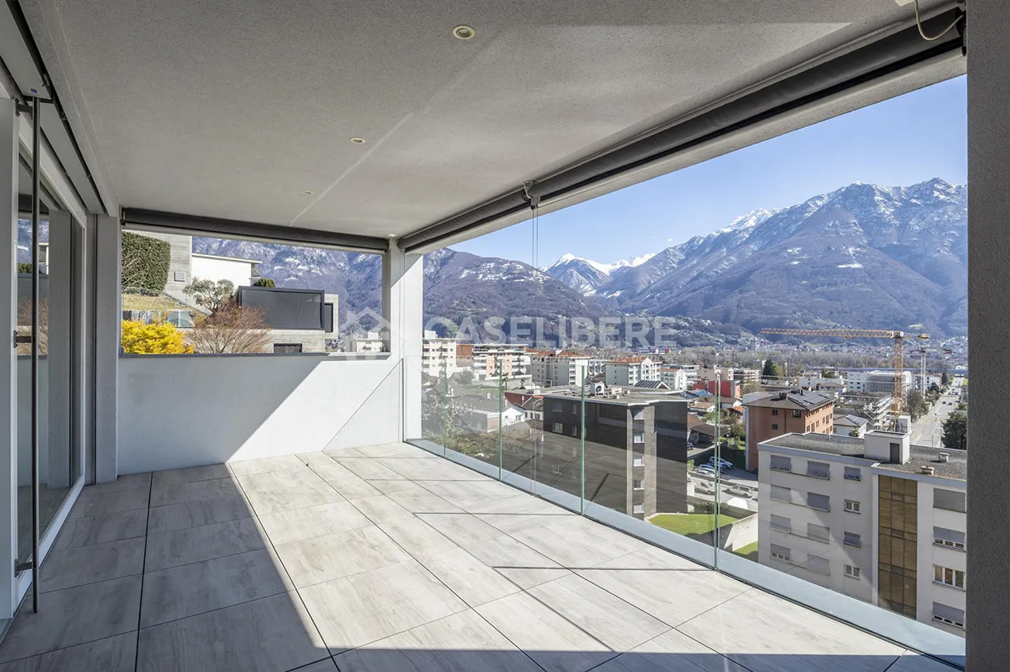 VILLA WITH SWIMMING POOL OF 5.5 ROOMS IN SEMENTINA - Photo 6 of 27