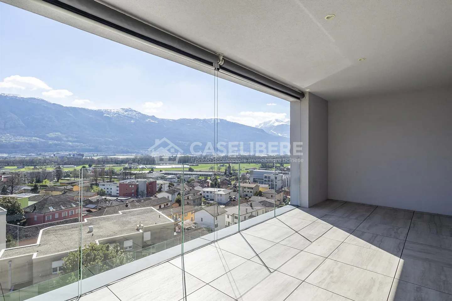 VILLA WITH SWIMMING POOL OF 5.5 ROOMS IN SEMENTINA - Photo 7 of 27