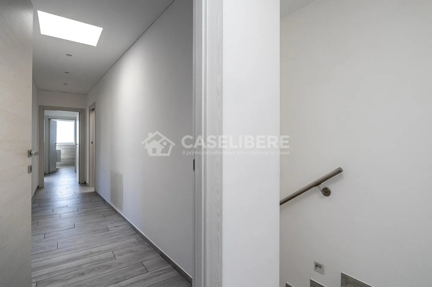 VILLA WITH SWIMMING POOL OF 5.5 ROOMS IN SEMENTINA - Photo 12 of 27