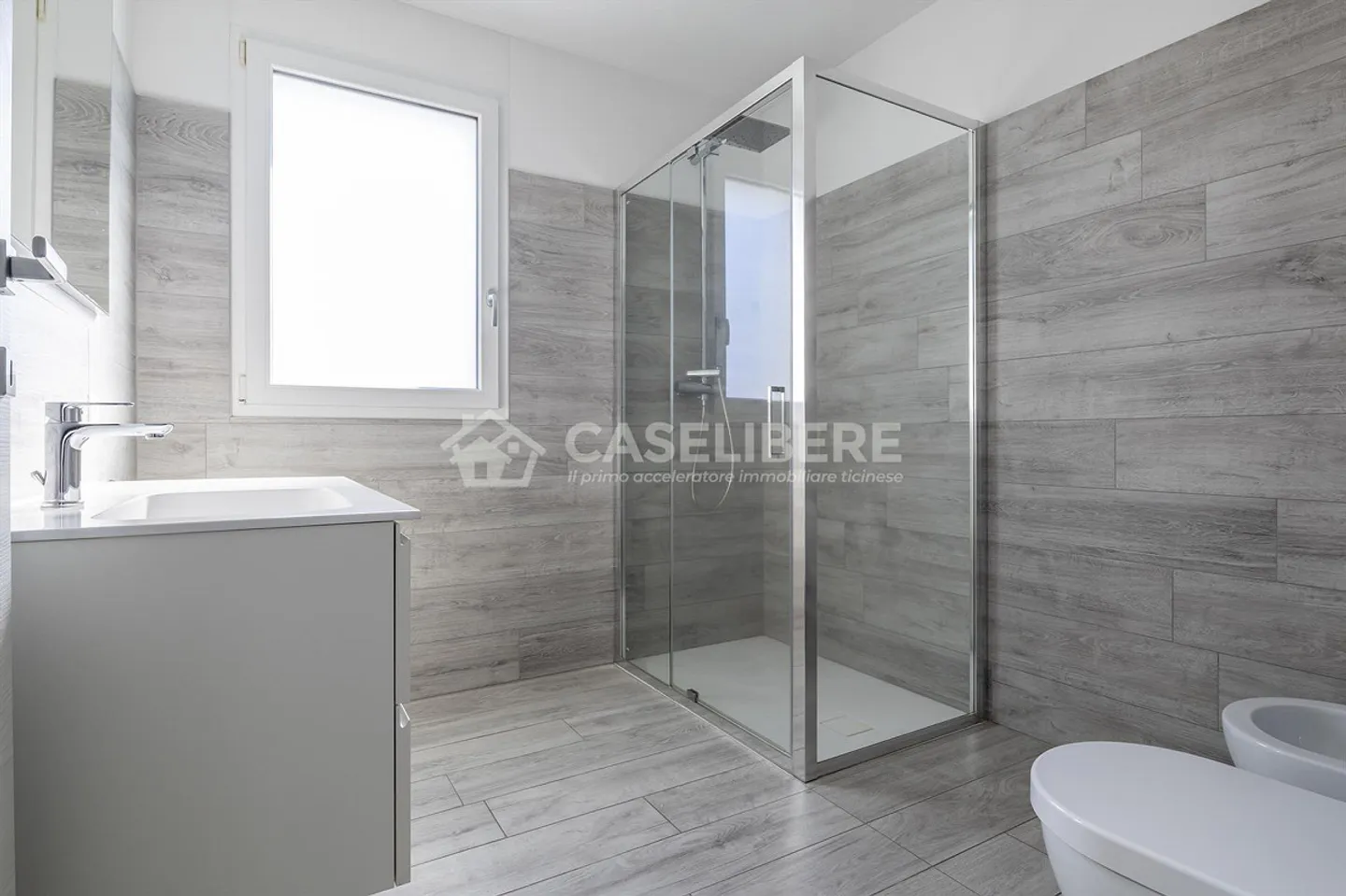 VILLA WITH SWIMMING POOL OF 5.5 ROOMS IN SEMENTINA - Photo 18 of 27