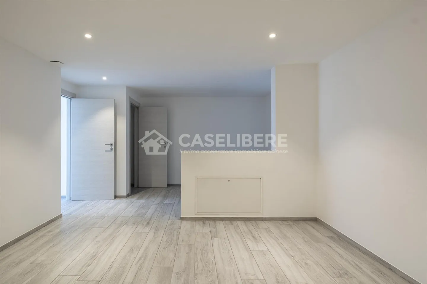 VILLA WITH SWIMMING POOL OF 5.5 ROOMS IN SEMENTINA - Photo 23 of 27