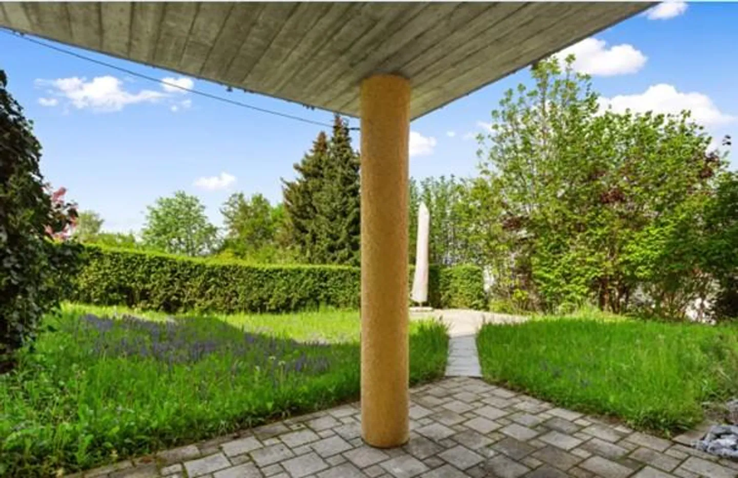 Doppeleinfamilienhaus mit Potential - Foto 3 von 9