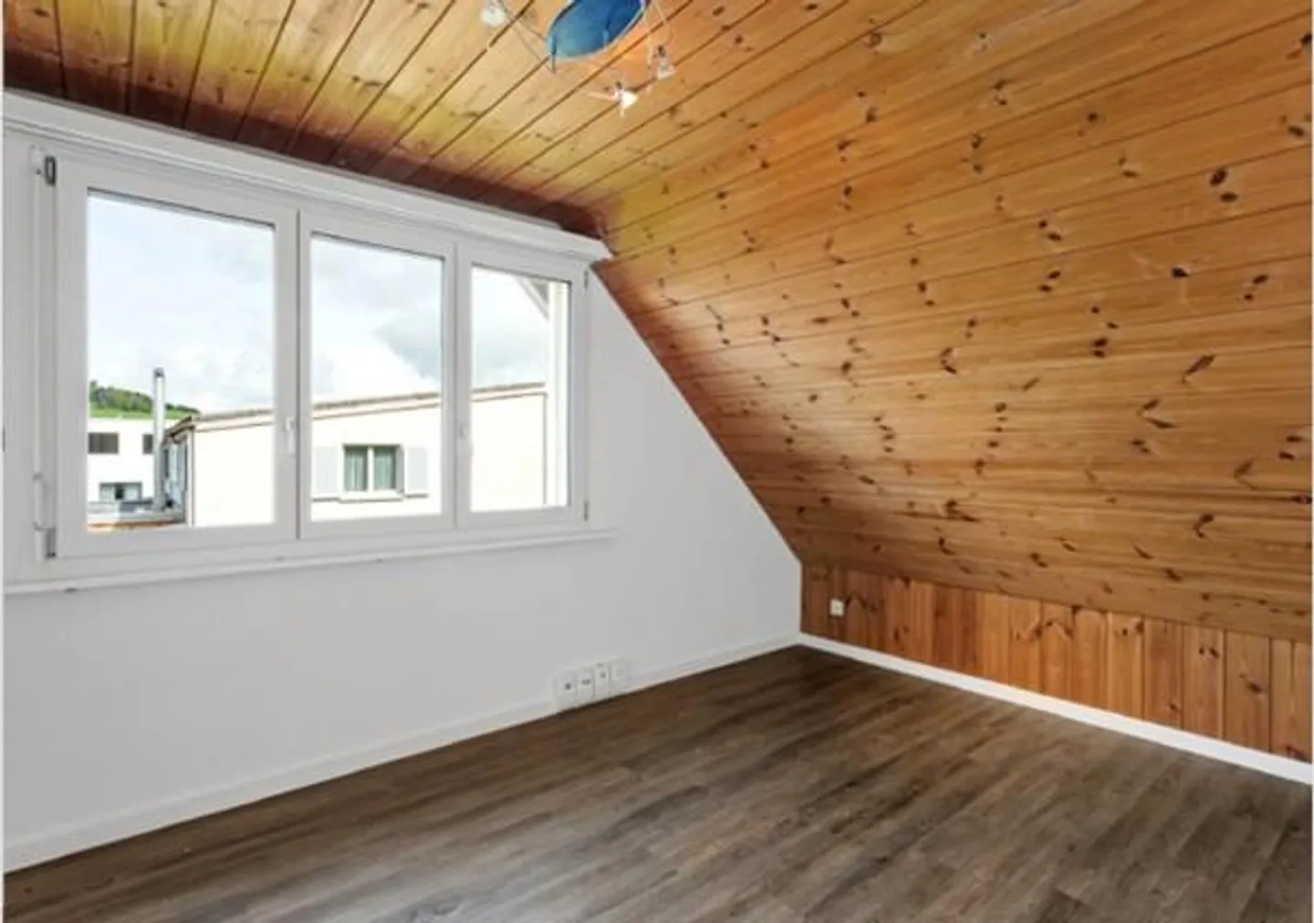 Doppeleinfamilienhaus mit Potential - Foto 7 von 9