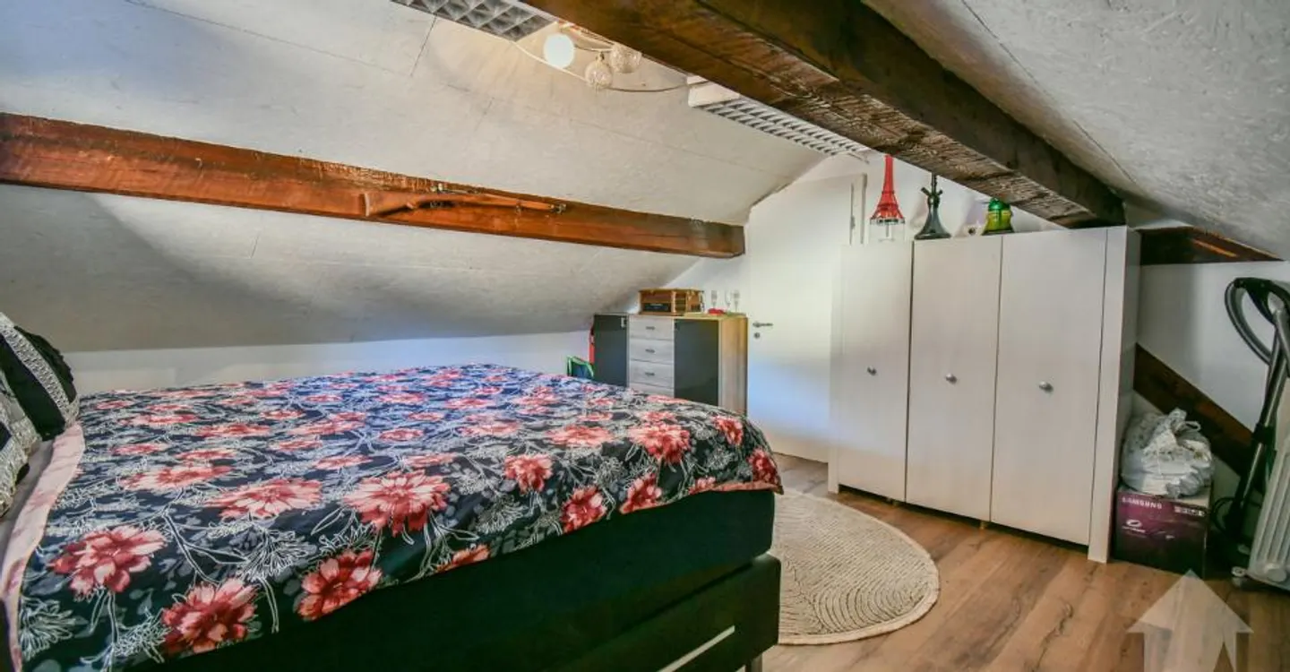 Casa familiare ristrutturata con appartamento - Foto 11 di 12