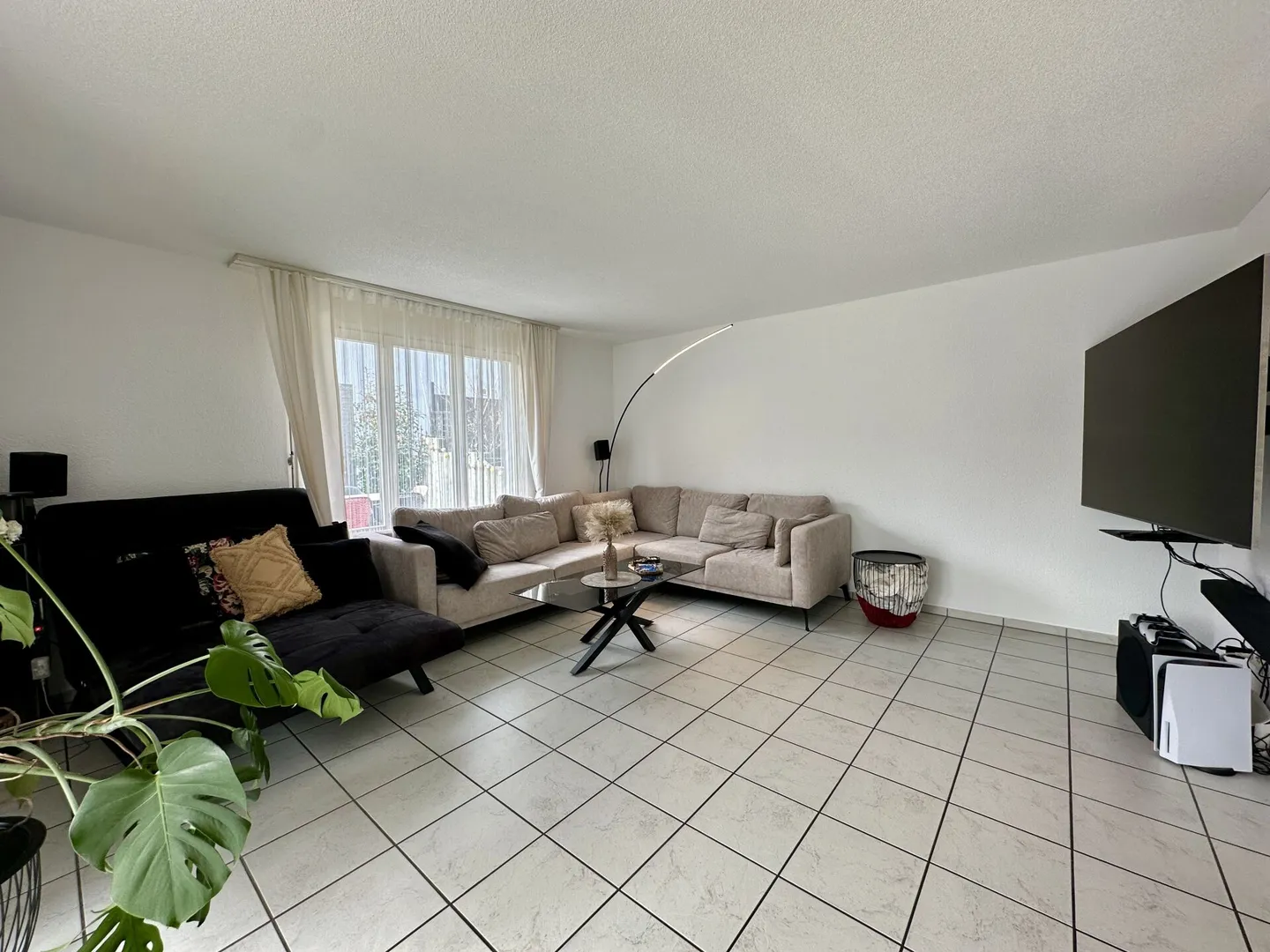 Casa d'angolo da sogno in posizione centrale - La tua nuova casa ti aspetta! - Foto 6 di 15
