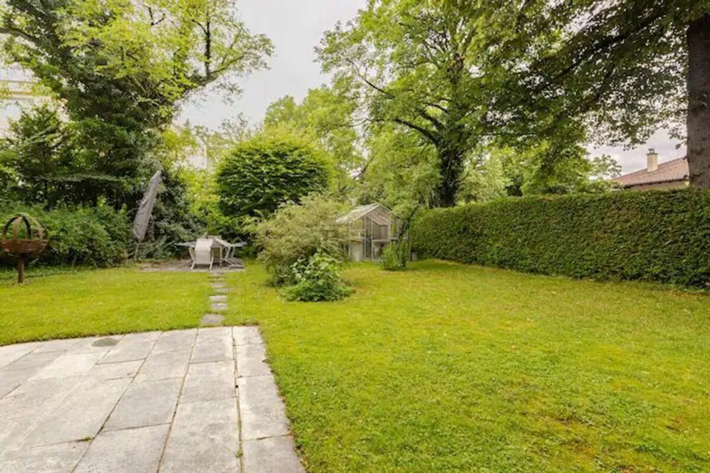 Grandiose 7.5-room old building apartment with princely 209 m² of living space in a perfect residential location - Photo 17 of 23