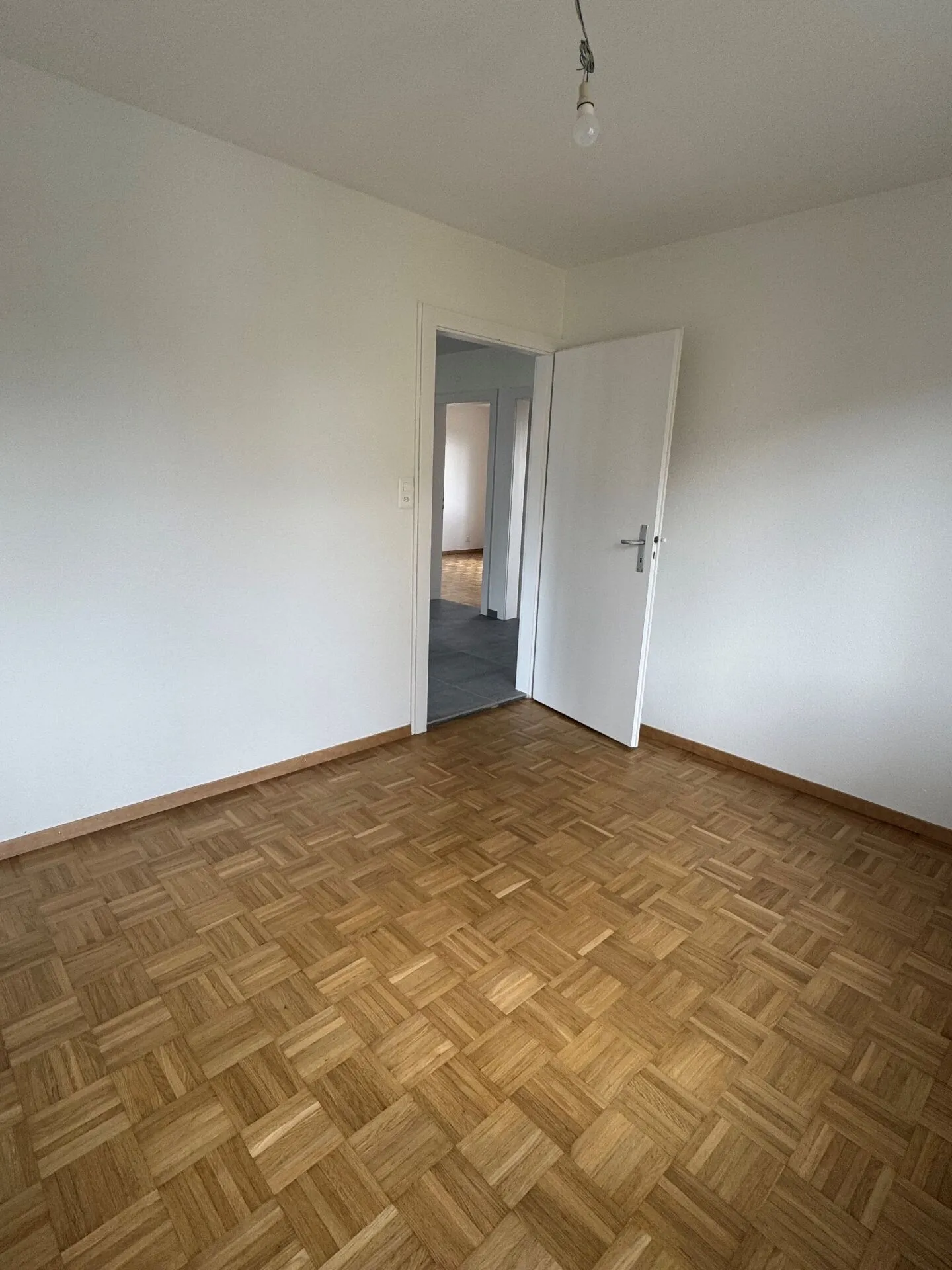 Appartamento di 3 stanze completamente ristrutturato - Foto 14 di 16