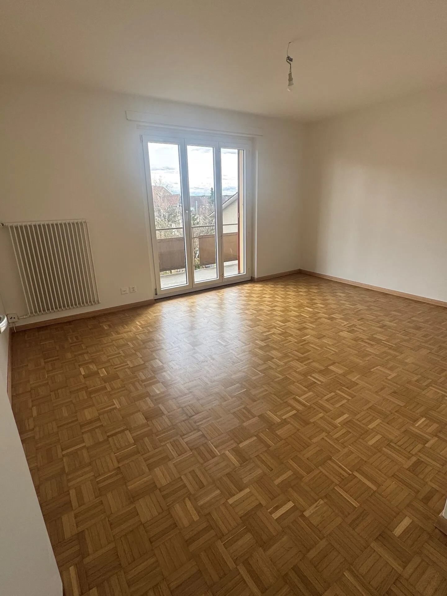 Appartamento di 3 stanze completamente ristrutturato - Foto 11 di 16