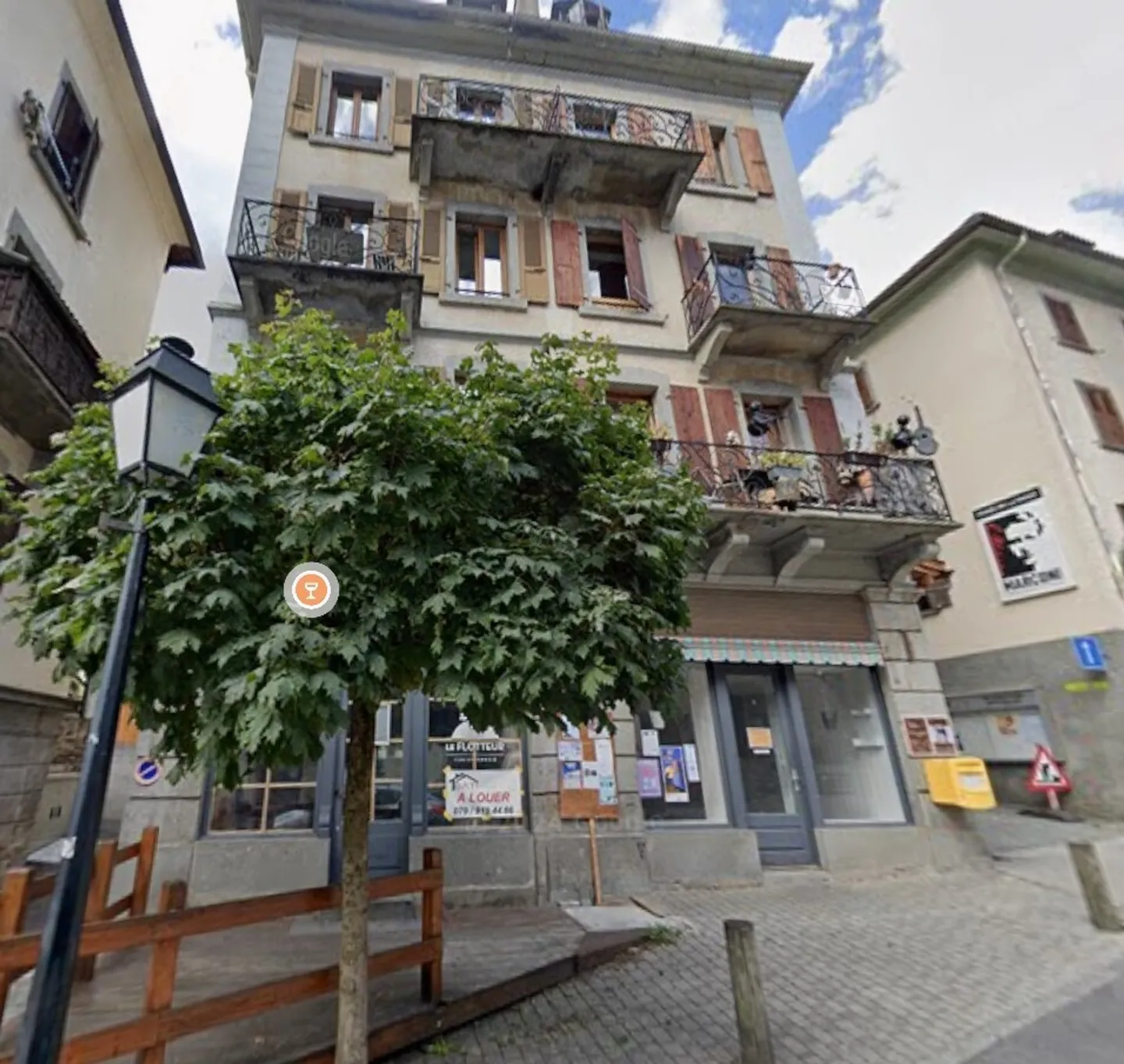 Immeuble de rendement à Salvan - Photo 1 sur 1