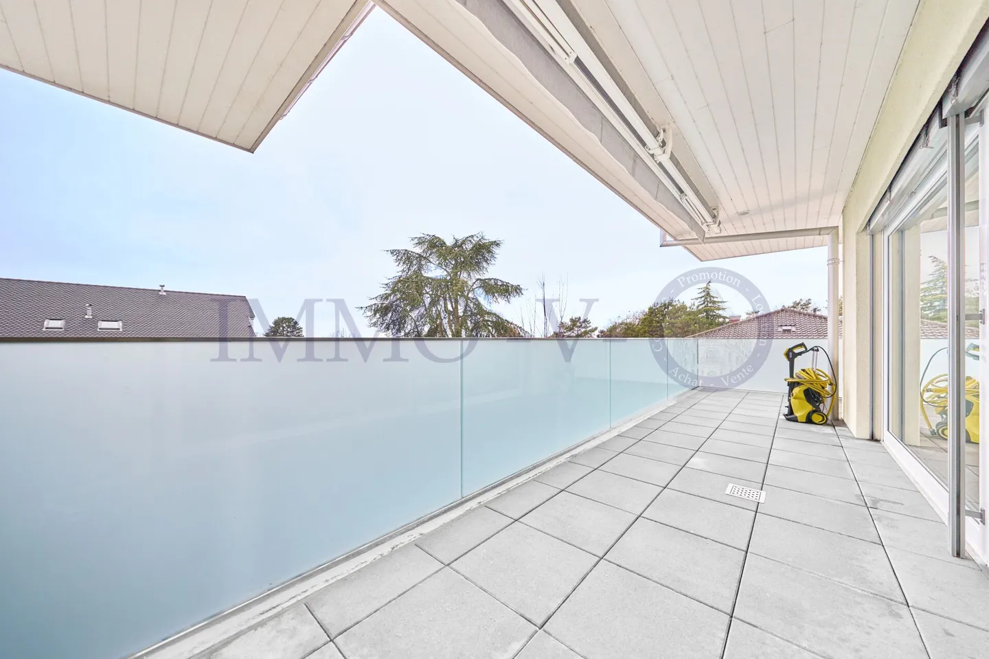 SPAZIOSO DUPLEX ALL'ULTIMO PIANO CON BALCONE-TERRAZZA - Foto 2 di 11