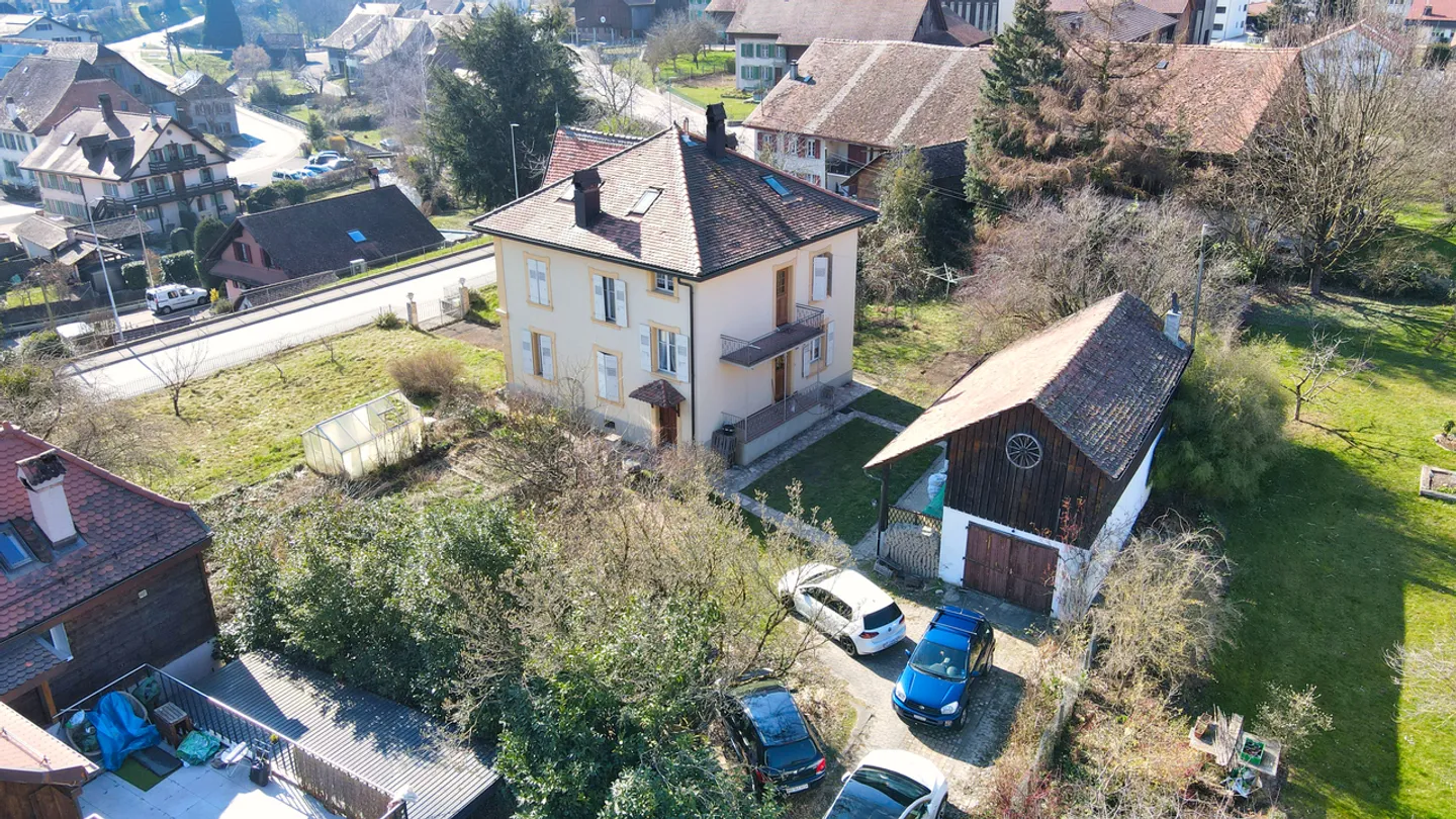 Bourgeois house of 8 rooms in Granges-Marnand / VD - Photo 5 of 17