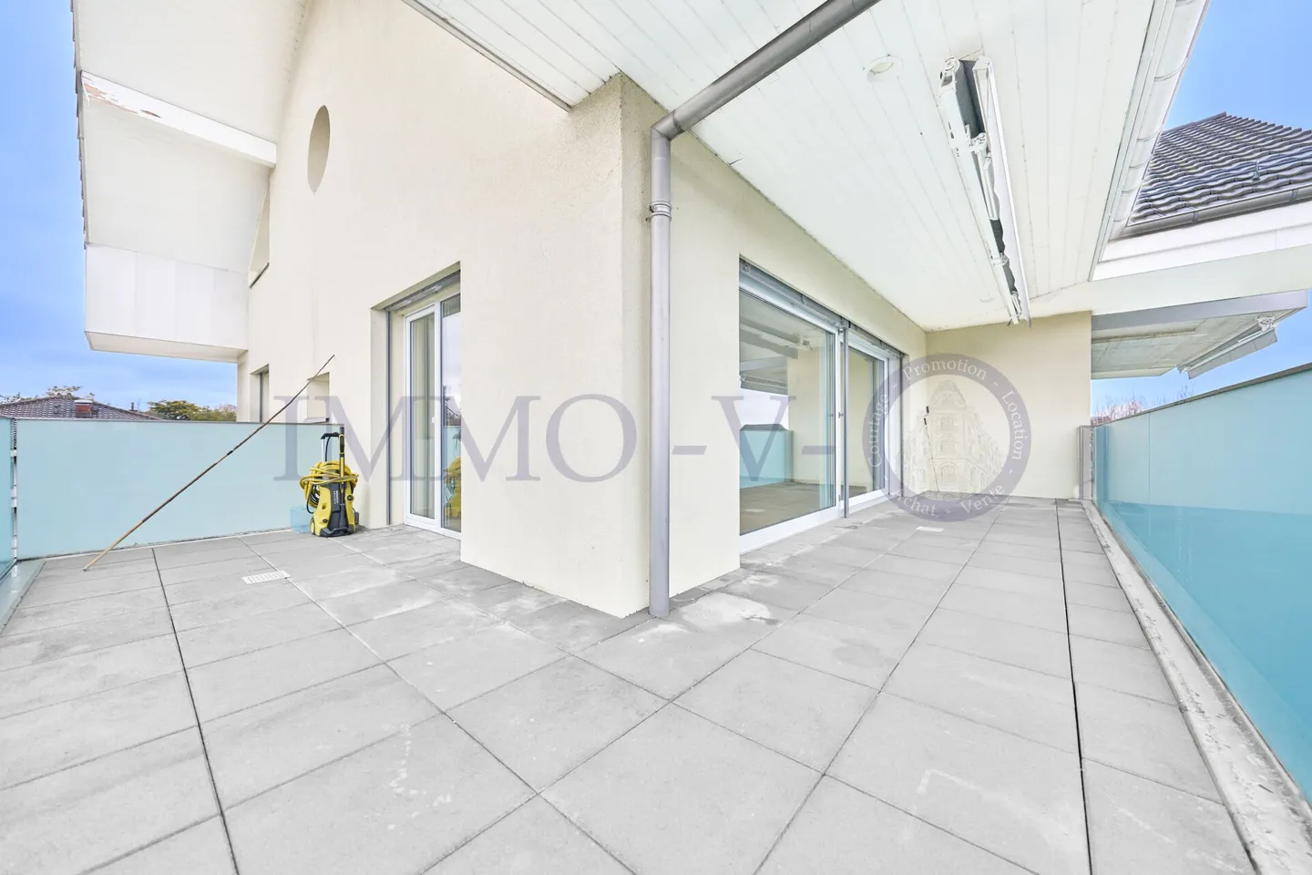 SPAZIOSO DUPLEX ALL'ULTIMO PIANO CON BALCONE-TERRAZZA - Foto 3 di 11