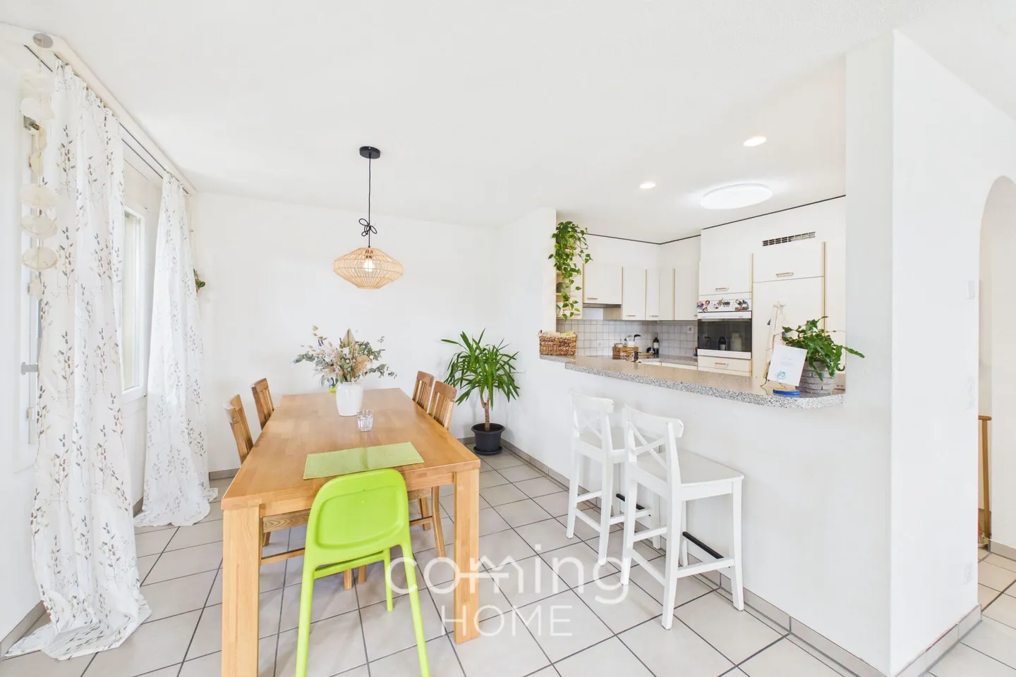 Bright 4.5-room apartment in Roggwil - balcony, private laundry room, and 2 parking spaces - Foto 6 von 13