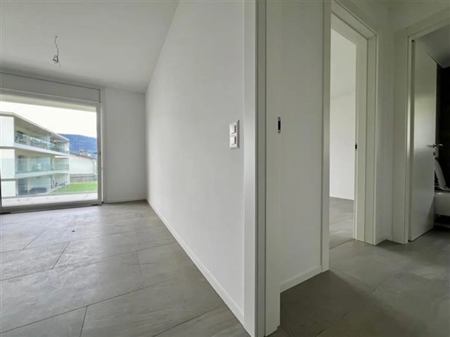 Caslano: 2.5-Room Apartment - Photo 12 of 12