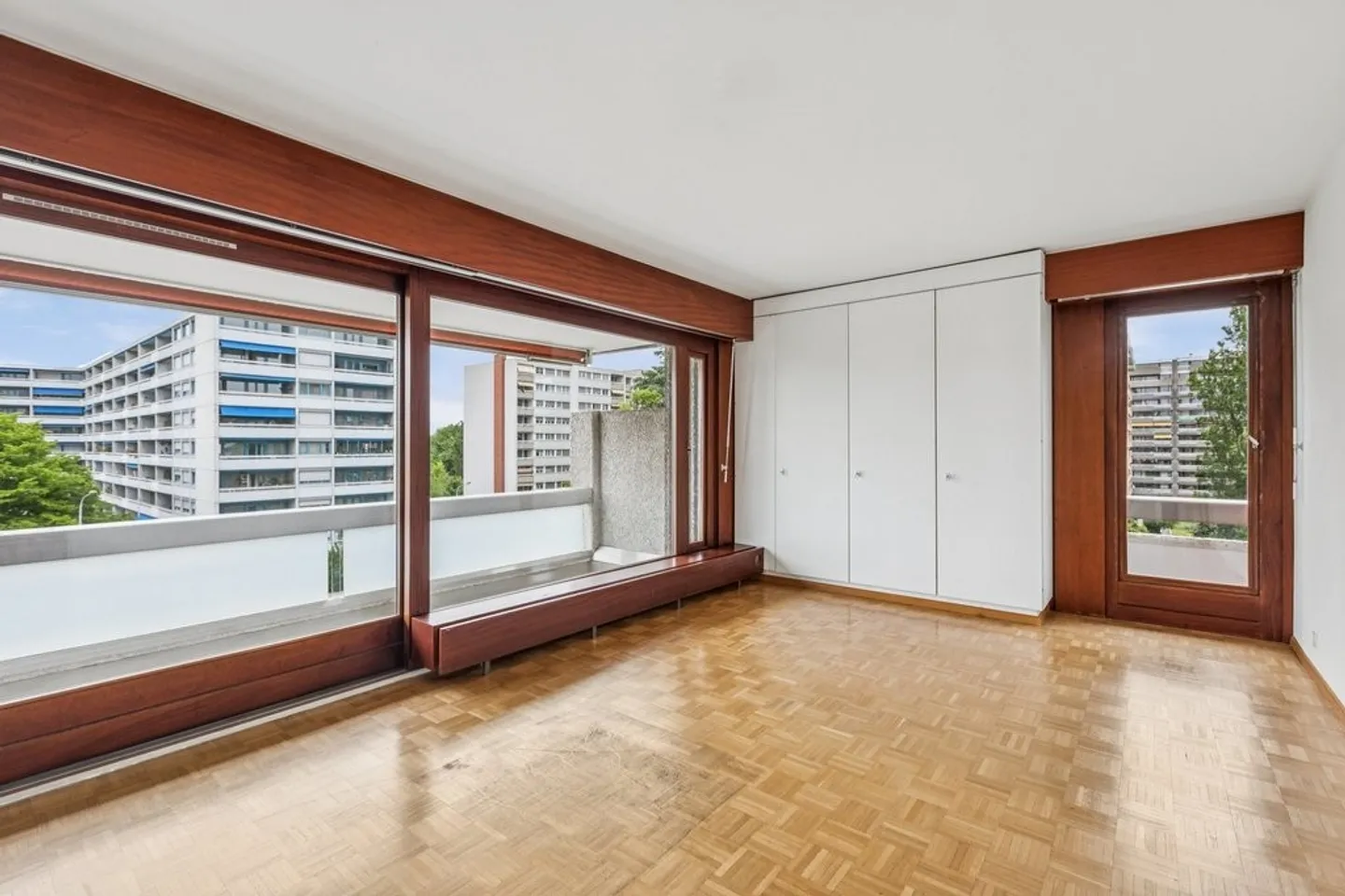 Geräumige Wohnung Nähe UNO - Foto 7 von 12