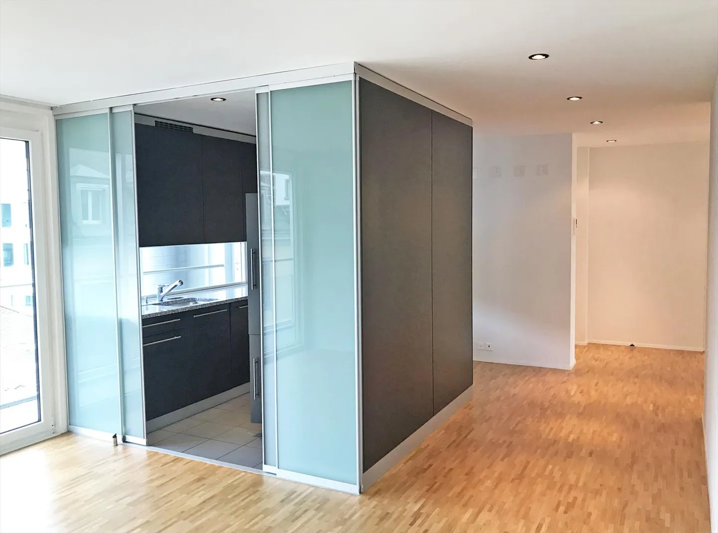 Votre nouveau chez-vous au cœur de Zurich - Photo 10 sur 13