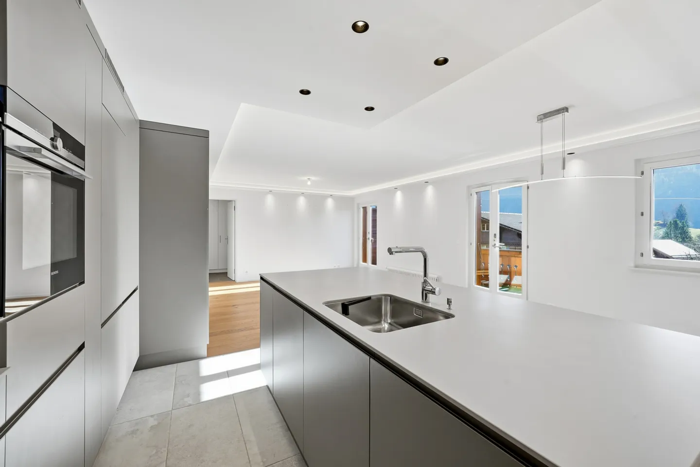 Semi-Detached House with Panoramic View, 20 Minutes from Gstaad - Photo 27 of 33