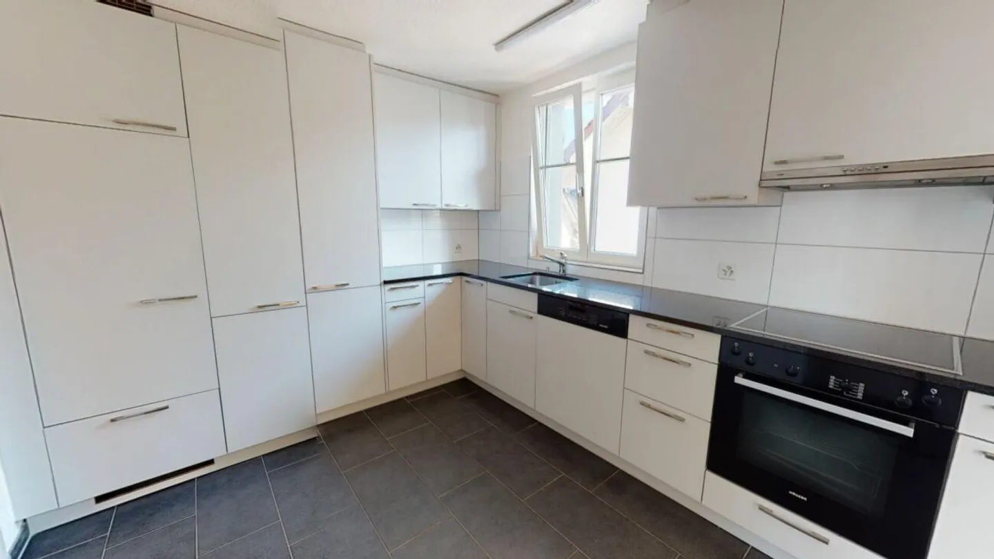 Appartamento 3.5 stanze modernizzato - Foto 2 di 8