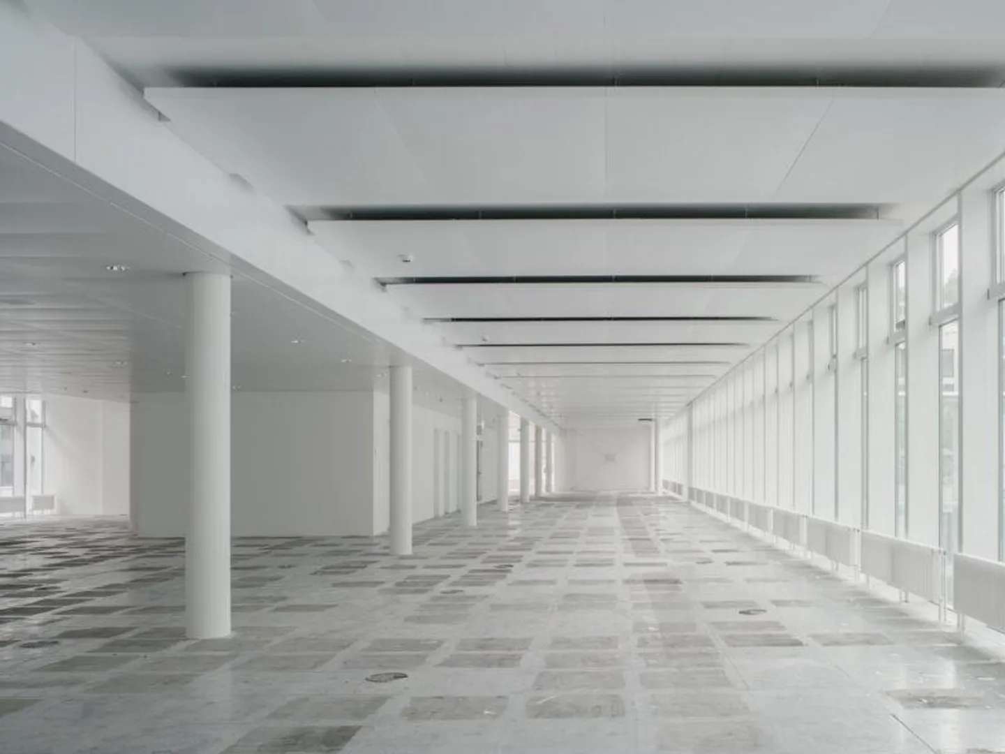 Spazi per la pratica nel Konnex – La tua posizione nel moderno centro sanitario... - Foto 3 di 3