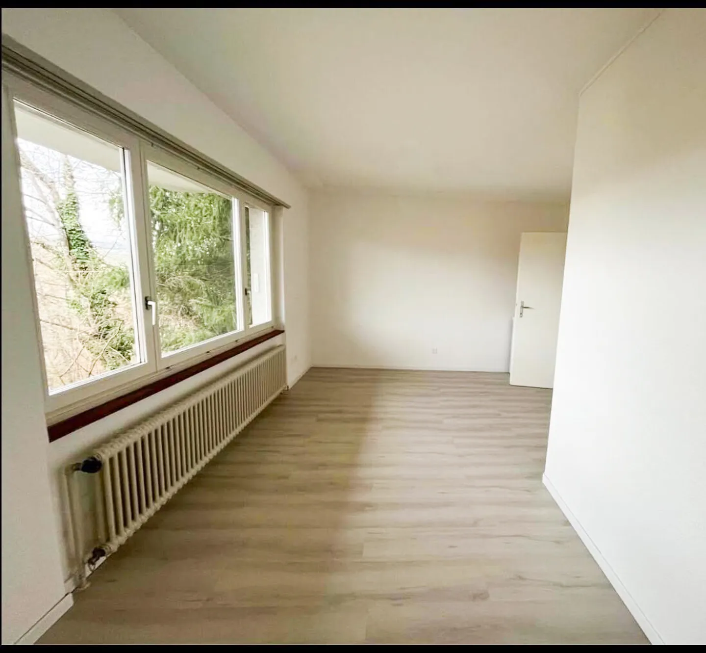 Unique single-family home with a separate apartment and stunning view - Photo 21 of 26