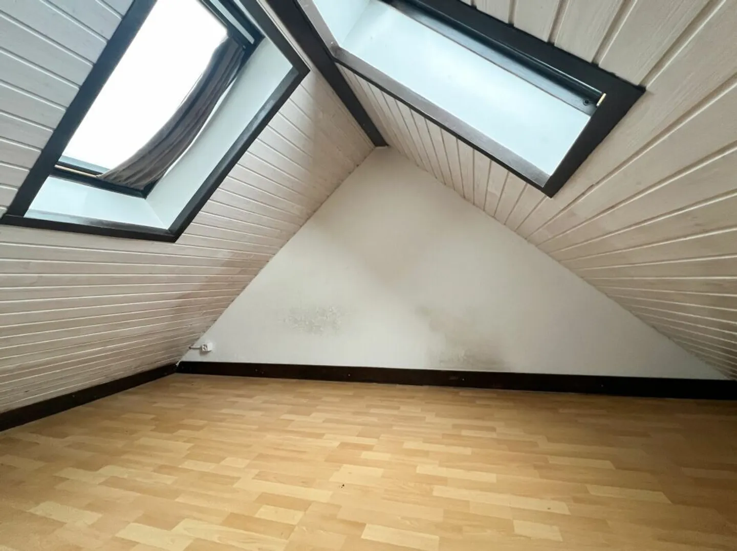 Geräumige Duplexwohnung mit 5,5 Zimmern - Foto 5 von 11