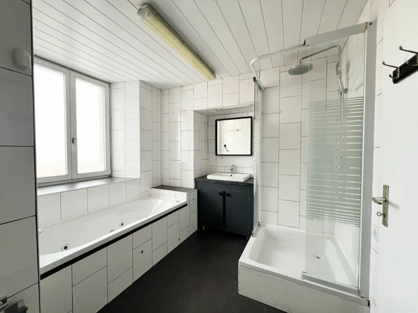 Geräumige Duplexwohnung mit 5,5 Zimmern - Foto 9 von 11