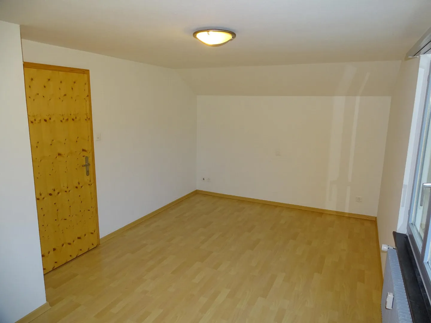 bellissimo appartamento mansardato luminoso - Foto 4 di 5