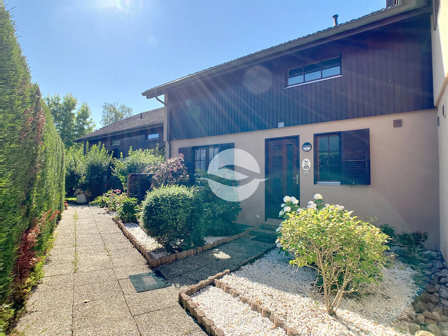 Pretty furnished townhouse Minimum 1 year lease - Photo 14 of 14