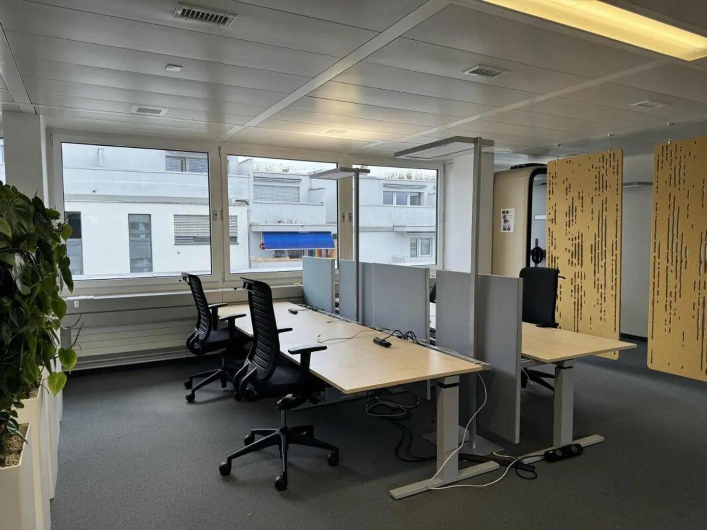 Spazio ufficio moderno a Zurigo Altstetten - Foto 9 di 12