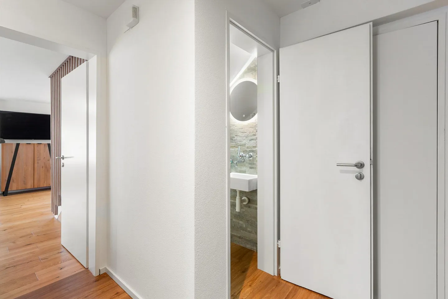 Family Happiness in Frauenfeld / Erzenholz - Move in & Feel Good - Photo 26 of 33