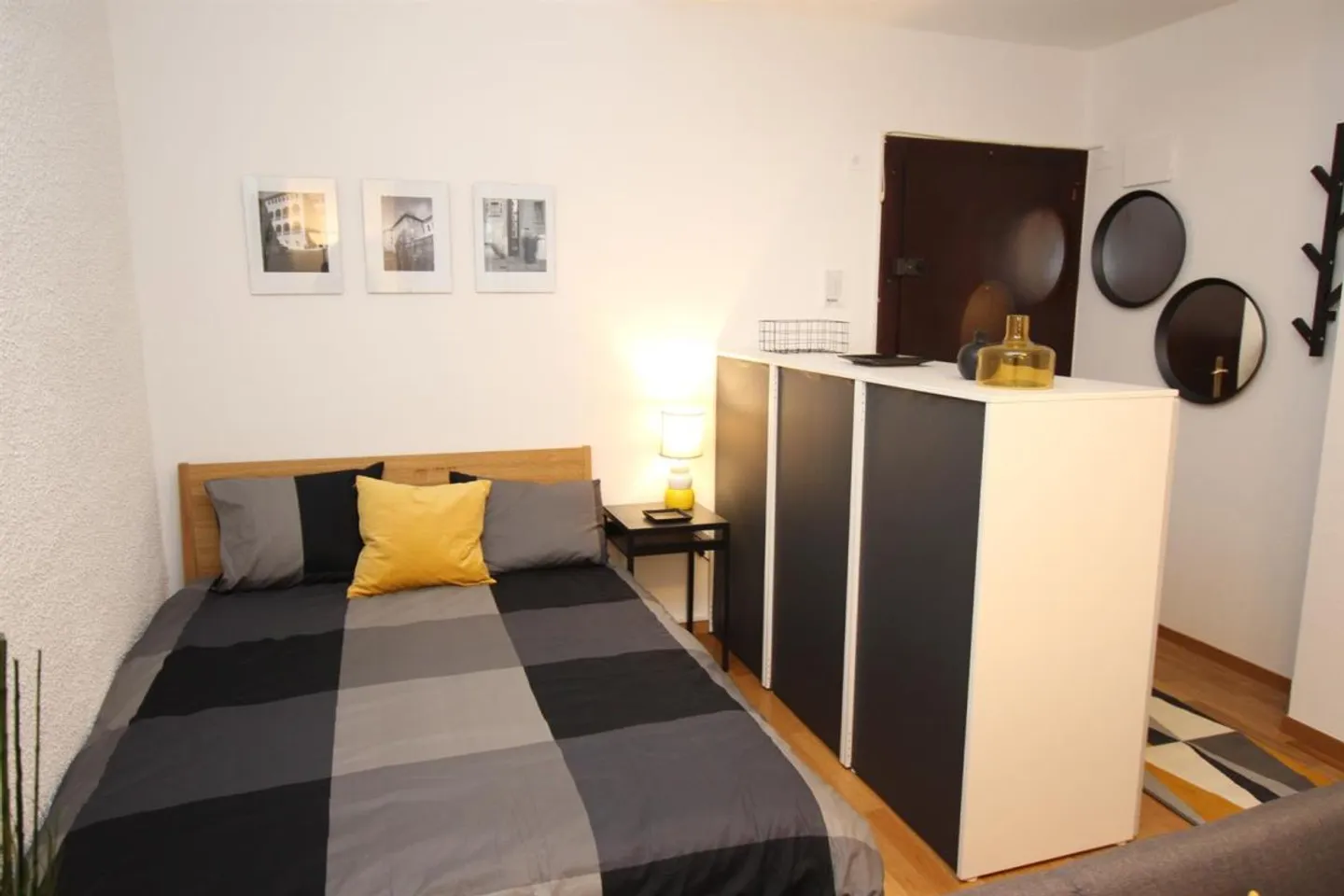 Charmantes Studio in der Altstadt - Foto 2 von 7