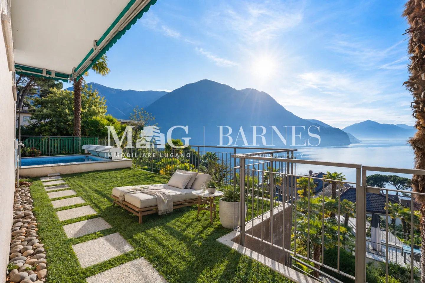 Lugano, Castagnola: Villa with pool and panoramic lake view - Photo 2 of 13
