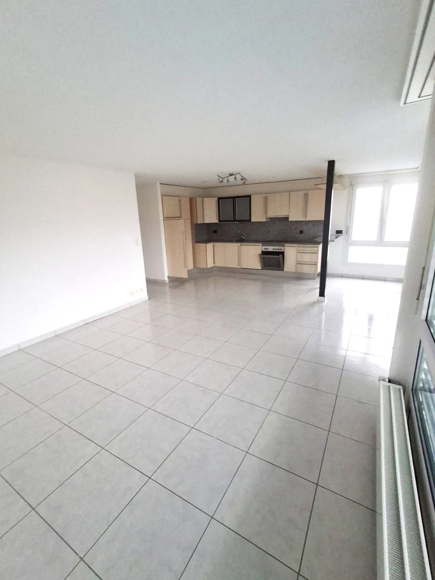 Incantevole appartamento 2.5 camere con parcheggio - Foto 6 di 9