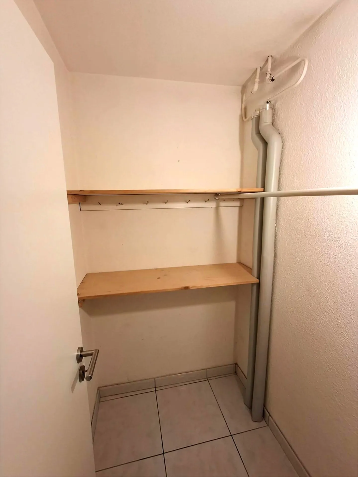 Incantevole appartamento 2.5 camere con parcheggio - Foto 9 di 9