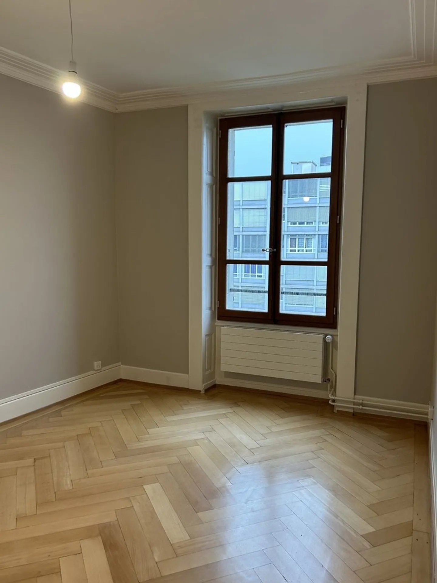 Close to Plainpalais - Hospital District - Photo 6 of 7