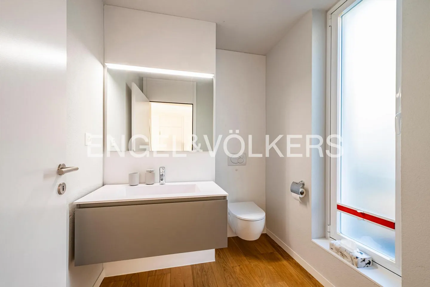 Between Dream Panorama and Modernity: Your Retreat in Contra (5) - Photo 13 of 17