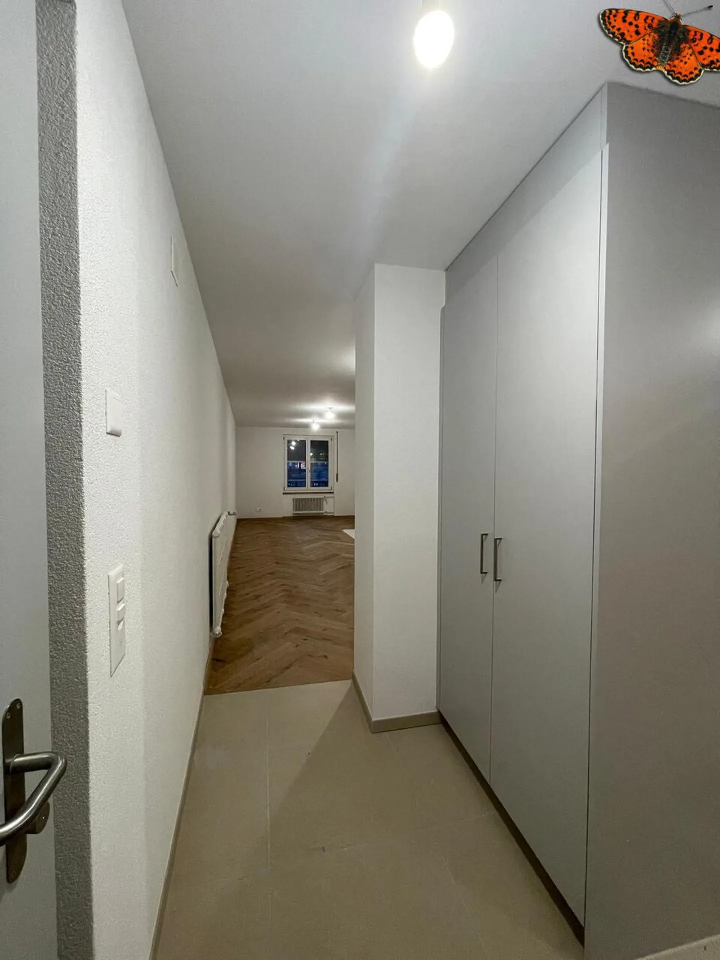 Apartment for rent - Photo 4 of 8