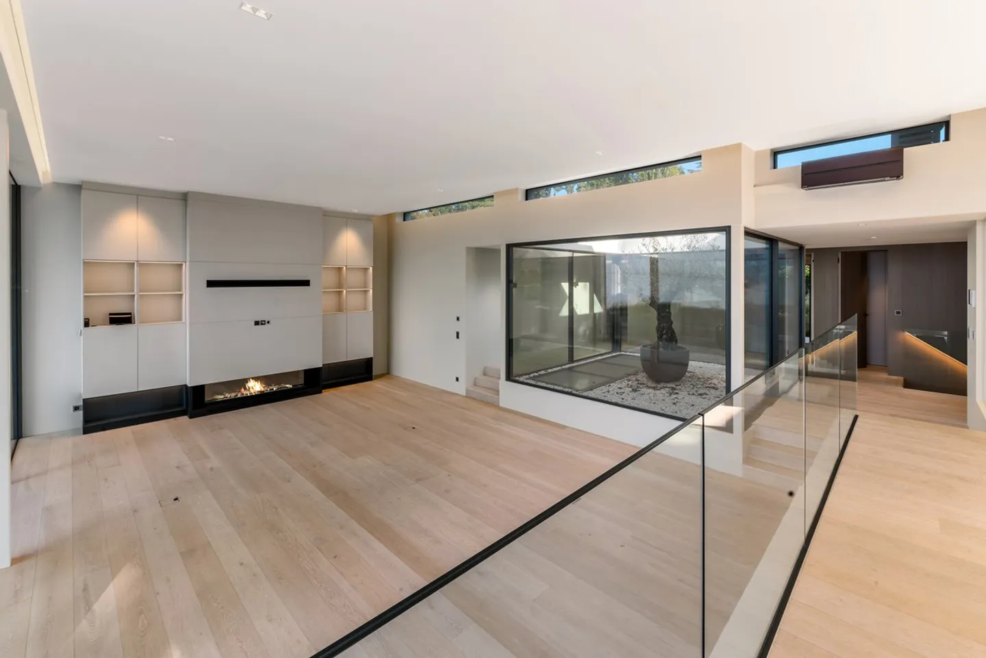 Villa avec vue lac et accès privé lac. - Photo 4 sur 11