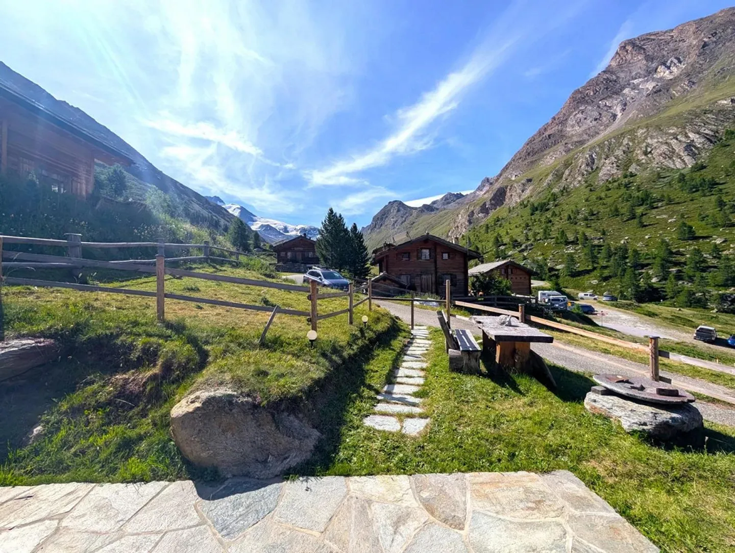 Unique Alpine Paradise - Chalet on the Täschalp - Photo 8 of 16