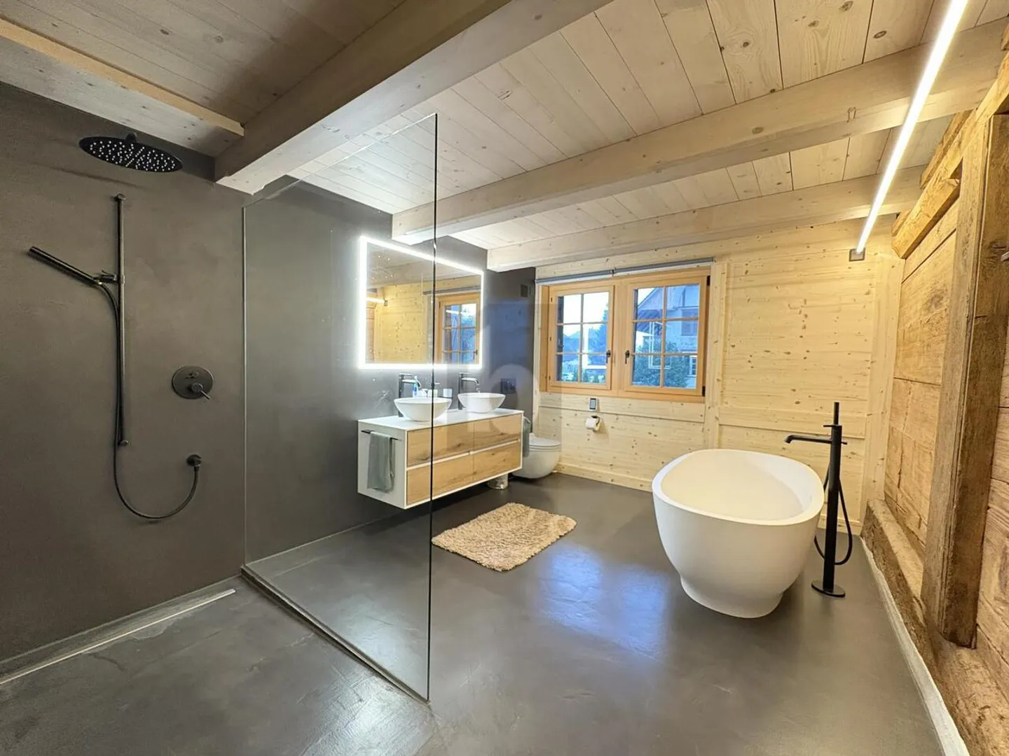 HISTORICAL CHARM MEETS MODERN EXCLUSIVITY - Photo 4 of 6