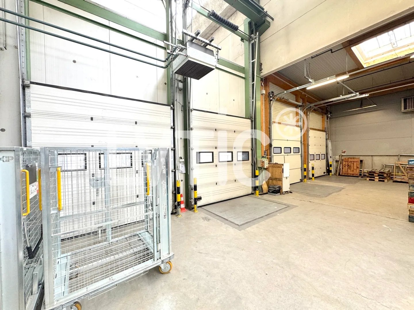 Halle Logistique à Louer à Cheseaux - Photo 5 sur 7
