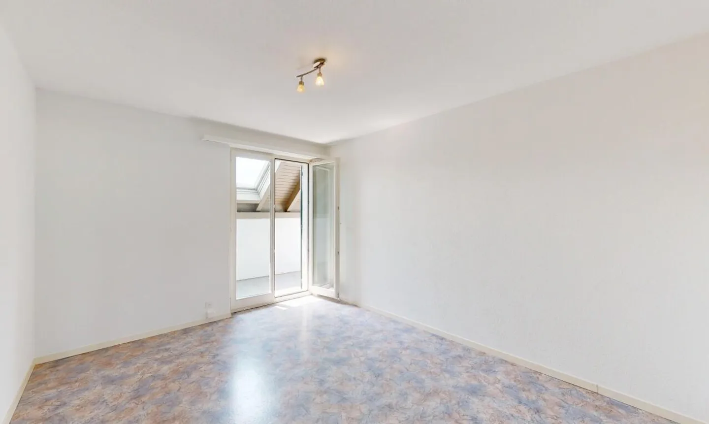 Spacious Maisonette with Gallery, Aare View and Swedish Stove - Photo 5 of 11